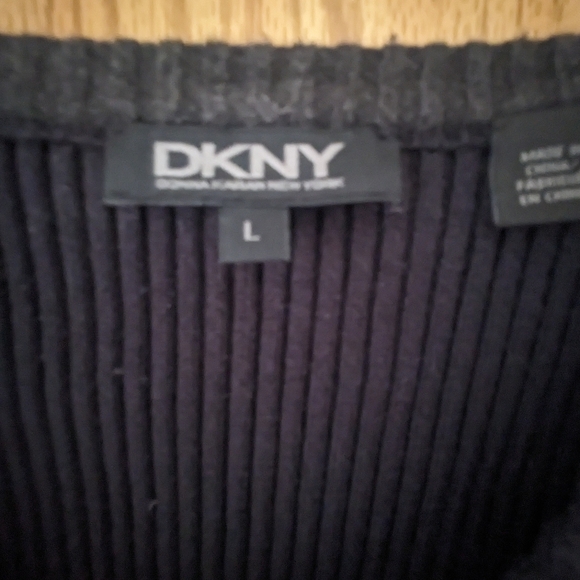 DKNY vintage black sweatshirt $19 OBO - Picture 2 of 5